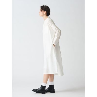 ｍｉｚｕｉｒｏ　ｉｎｄ　パンチングスタンドカラーロングワンピース