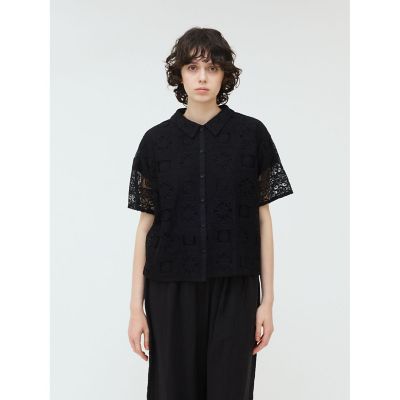 ＜mizuiro ind (Women)＞ｍｉｚｕｉｒｏ　ｉｎｄ　タイルレースシャツ