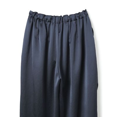 ｍｉｚｕｉｒｏ　ｉｎｄ　サテンワイドカーゴパンツ