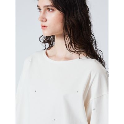 ｍｉｚｕｉｒｏ　ｉｎｄ　ビジュー付きボートネックプルオーバー
