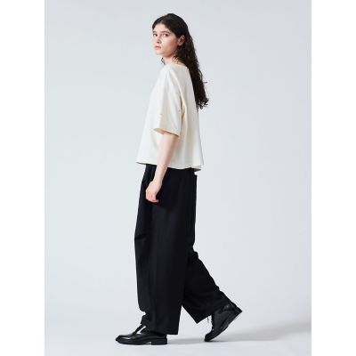 ｍｉｚｕｉｒｏ　ｉｎｄ　ビジュー付きボートネックプルオーバー