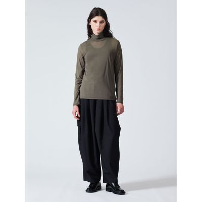 ｍｉｚｕｉｒｏ　ｉｎｄ　ハイネックプルオーバー