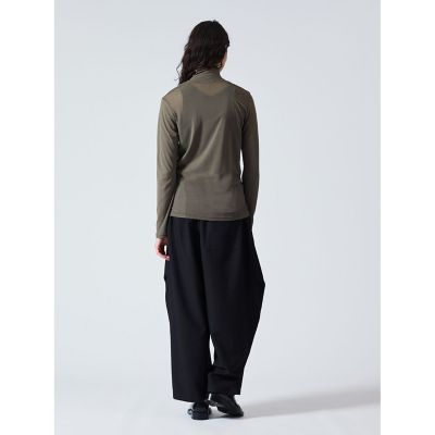 ｍｉｚｕｉｒｏ　ｉｎｄ　ハイネックプルオーバー
