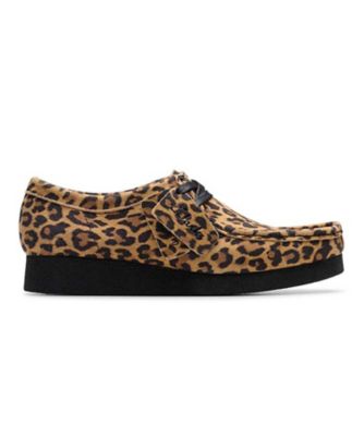 ＜Clarks (Women/Men)＞クラークス　０１６Ｋ　ＷａｌｌａｂｅｅＥＶＯＳｈ　ブラウン　カジュアルシューズ