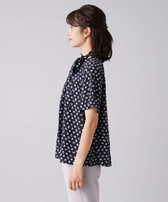 リボンベルト付きイニシャルロゴブラウス【ＲＯＣＨＡＳ　Ｐｒｅｍｉｅｒｅ】