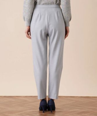 テーパードパンツ