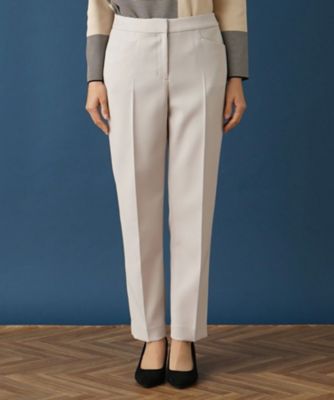 ストレッチテーパードパンツ【Ｌｅｉｌｉａｎ　ＷＨＩＴＥ　ＬＡＢＥＬ】