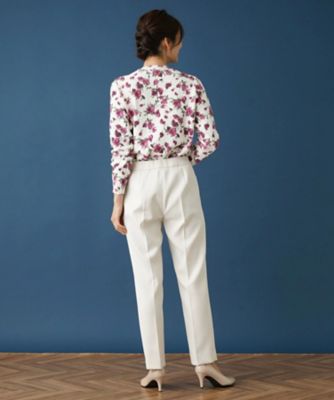 ストレッチテーパードパンツ【Ｌｅｉｌｉａｎ　ＷＨＩＴＥ　ＬＡＢＥＬ】