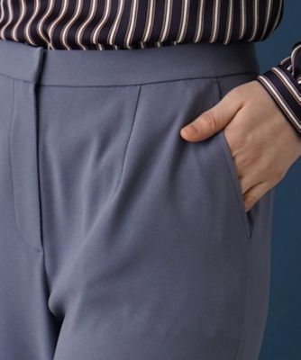 スリムテーパードパンツ