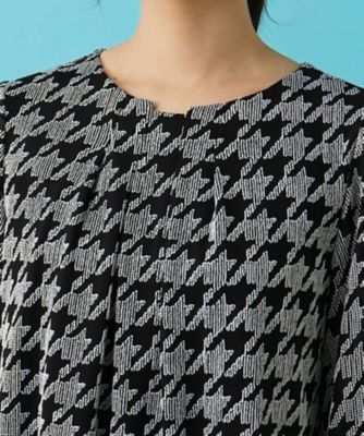 洗える千鳥格子柄刺繍プルオーバーブラウス【パワーネット素材】