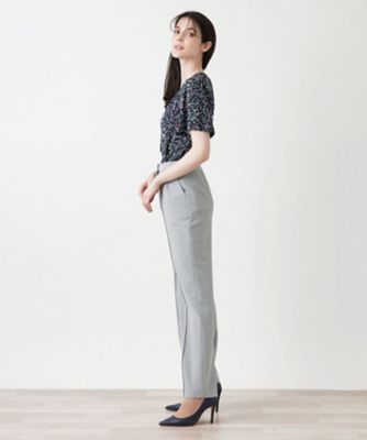 ノータックストレートパンツ【Ｌｅｉｌｉａｎ　ＷＨＩＴＥ　ＬＡＢＥＬ】