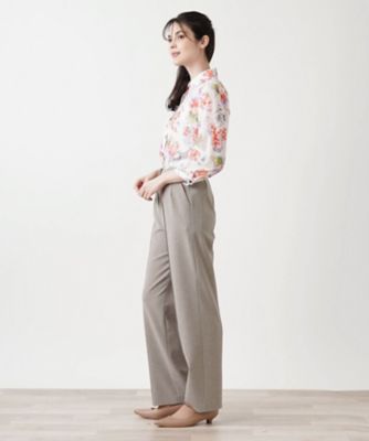 ノータックストレートパンツ【Ｌｅｉｌｉａｎ　ＷＨＩＴＥ　ＬＡＢＥＬ】
