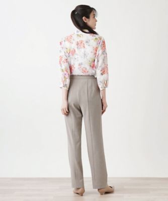 ノータックストレートパンツ【Ｌｅｉｌｉａｎ　ＷＨＩＴＥ　ＬＡＢＥＬ】