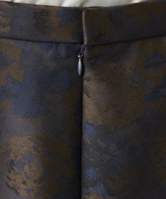ボタニカル柄スカート