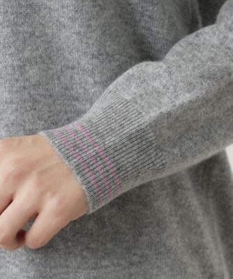 刺繍入りカシミヤクルーネックニット【Ｌｅｉｌｉａｎ　ＷＨＩＴＥ　ＬＡＢＥＬ】