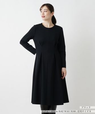 プリーツフレアワンピース【Ｌｅｉｌｉａｎ　ＷＨＩＴＥ　ＬＡＢＥＬ】