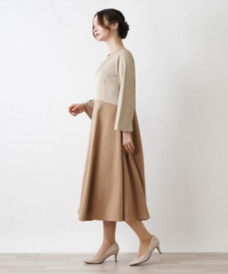 ロングスリーブフレアワンピース