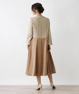 ロングスリーブフレアワンピース