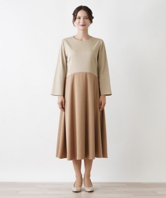 ロングスリーブフレアワンピース