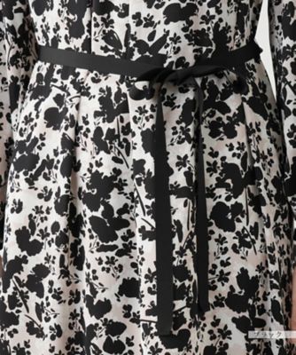 プリントフレアワンピース【Ｌｅｉｌｉａｎ　ＷＨＩＴＥ　ＬＡＢＥＬ】
