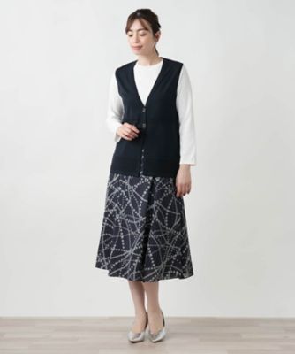 Ｖネックニットジレ【Ｌｅｉｌｉａｎ　ＷＨＩＴＥ　ＬＡＢＥＬ】