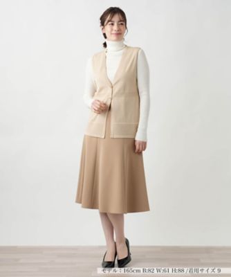 Ｖネックニットジレ【Ｌｅｉｌｉａｎ　ＷＨＩＴＥ　ＬＡＢＥＬ】