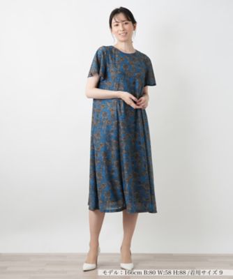 フラワー柄フレアワンピース【Ｌｅｉｌｉａｎ　ＷＨＩＴＥ　ＬＡＢＥＬ】