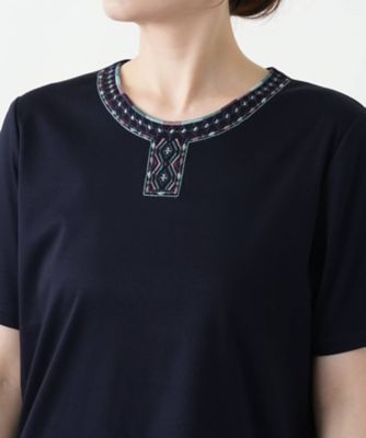 刺繍カットソー【Ｌｅｉｌｉａｎ　ＷＨＩＴＥ　ＬＡＢＥＬ】