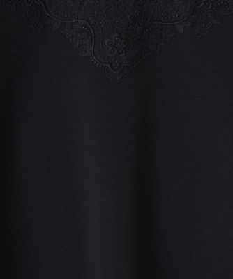 刺繍クルーネックカットソー【Ｌｅｉｌｉａｎ　ＷＨＩＴＥ　ＬＡＢＥＬ】