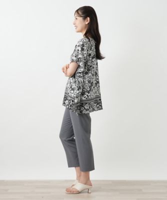 新品未使用レリアンフラワープリントブラウスLeilian WHITE LABEL フラワープリントブラウス【Leilian WHITE LABEL】|レリアン