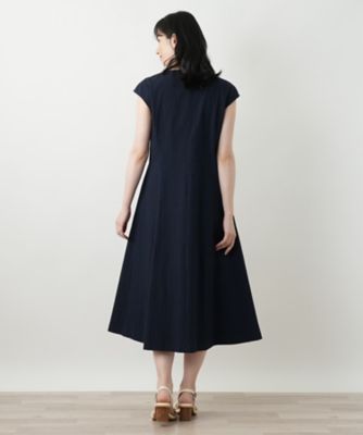 Ｖネックフレアワンピース【Ｌｅｉｌｉａｎ　ＷＨＩＴＥ　ＬＡＢＥＬ】