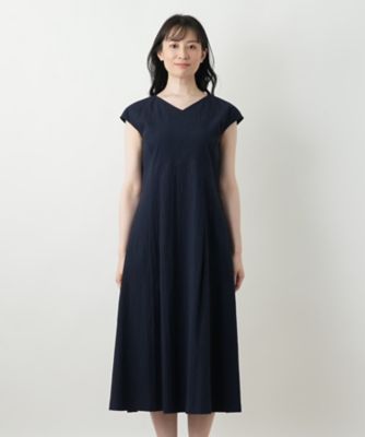 Ｖネックフレアワンピース【Ｌｅｉｌｉａｎ　ＷＨＩＴＥ　ＬＡＢＥＬ】