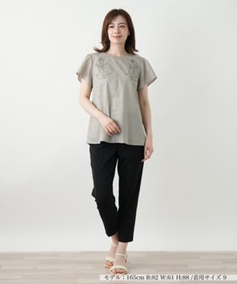 フラワー刺繍ブラウス【Ｌｅｉｌｉａｎ　ＷＨＩＴＥ　ＬＡＢＥＬ】