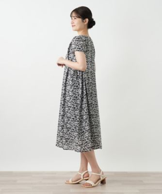 プリントＶネックワンピース【Ｌｅｉｌｉａｎ　ＷＨＩＴＥ　ＬＡＢＥＬ】