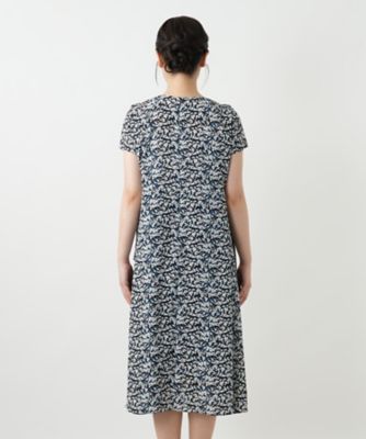 プリントＶネックワンピース【Ｌｅｉｌｉａｎ　ＷＨＩＴＥ　ＬＡＢＥＬ】