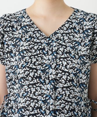 プリントＶネックワンピース【Ｌｅｉｌｉａｎ　ＷＨＩＴＥ　ＬＡＢＥＬ】