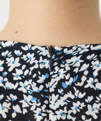 プリントＶネックワンピース【Ｌｅｉｌｉａｎ　ＷＨＩＴＥ　ＬＡＢＥＬ】