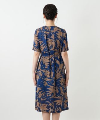 リーフ柄フレアワンピース【Ｌｅｉｌｉａｎ　ＷＨＩＴＥ　ＬＡＢＥＬ】