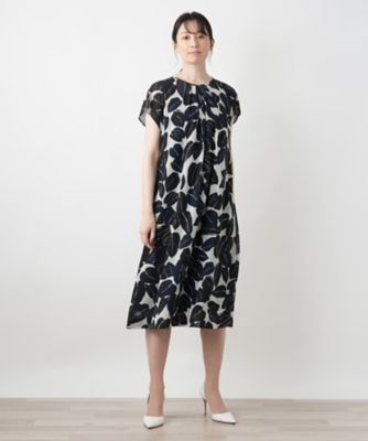 リーフ柄フレアワンピース【ＲＯＣＨＡＳ　Ｐｒｅｍｉｅｒｅ】