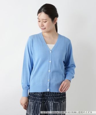 ＜Leilian (Women)＞Ｖネックカーディガン【Ｌｅｉｌｉａｎ　ＷＨＩＴＥ　ＬＡＢＥＬ】