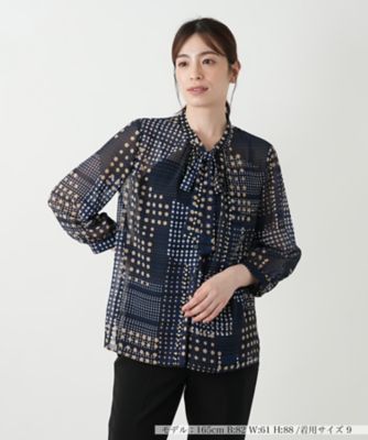 ＜Leilian (Women)＞ボウタイドットブラウス【ＲＯＣＨＡＳ　Ｐｒｅｍｉｅｒｅ】