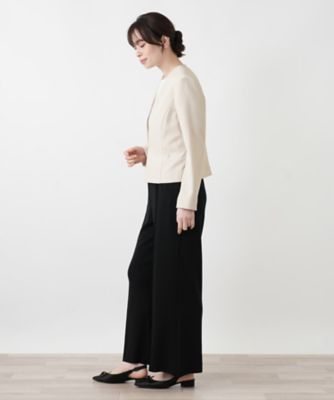 【極美品ARMANICOLLEZIONIノーカラー VネックジャケットホワイトL 洗えるノーカラーVネックジャケット【Leilian WHITE