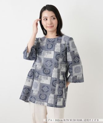 ＜Leilian (Women)＞ペイズリー柄フレアブラウス【Ｌｅｉｌｉａｎ　ＷＨＩＴＥ　ＬＡＢＥＬ】