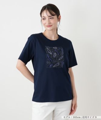 ＜Leilian (Women)＞刺繍クルーネックＴシャツ【ＭＵＳＥ　ＢＹ　ＲＯＣＨＡＳ　Ｐｒｅｍｉｅｒｅ】