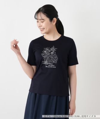 45R 半袖 クルーネック Tシャツ カットソー 3 ボタニカル柄 ベージュ♪ ボタニカル柄クルーネックTシャツ | Leilian (Women)/レリアン | 三越