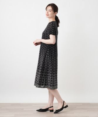 ドット柄フレアワンピース | Leilian (Women)/レリアン | 三越伊勢丹