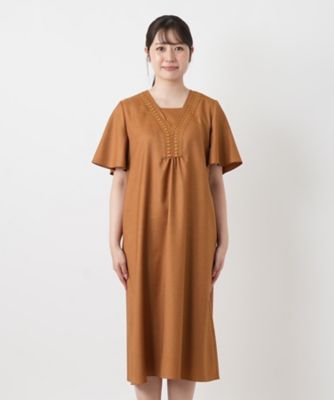 Leilian レリアンマキシワンピース　レース　11号 レース刺繍Vネックサックワンピース【Leilian WHITE