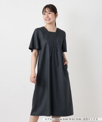 レース刺繍Vネックサックワンピース【Leilian WHITE
