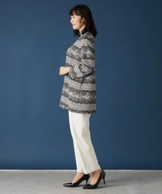 ストレッチテーパードパンツ【Ｌｅｉｌｉａｎ　ＷＨＩＴＥ　ＬＡＢＥＬ】