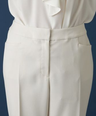 ストレッチテーパードパンツ【Ｌｅｉｌｉａｎ　ＷＨＩＴＥ　ＬＡＢＥＬ】